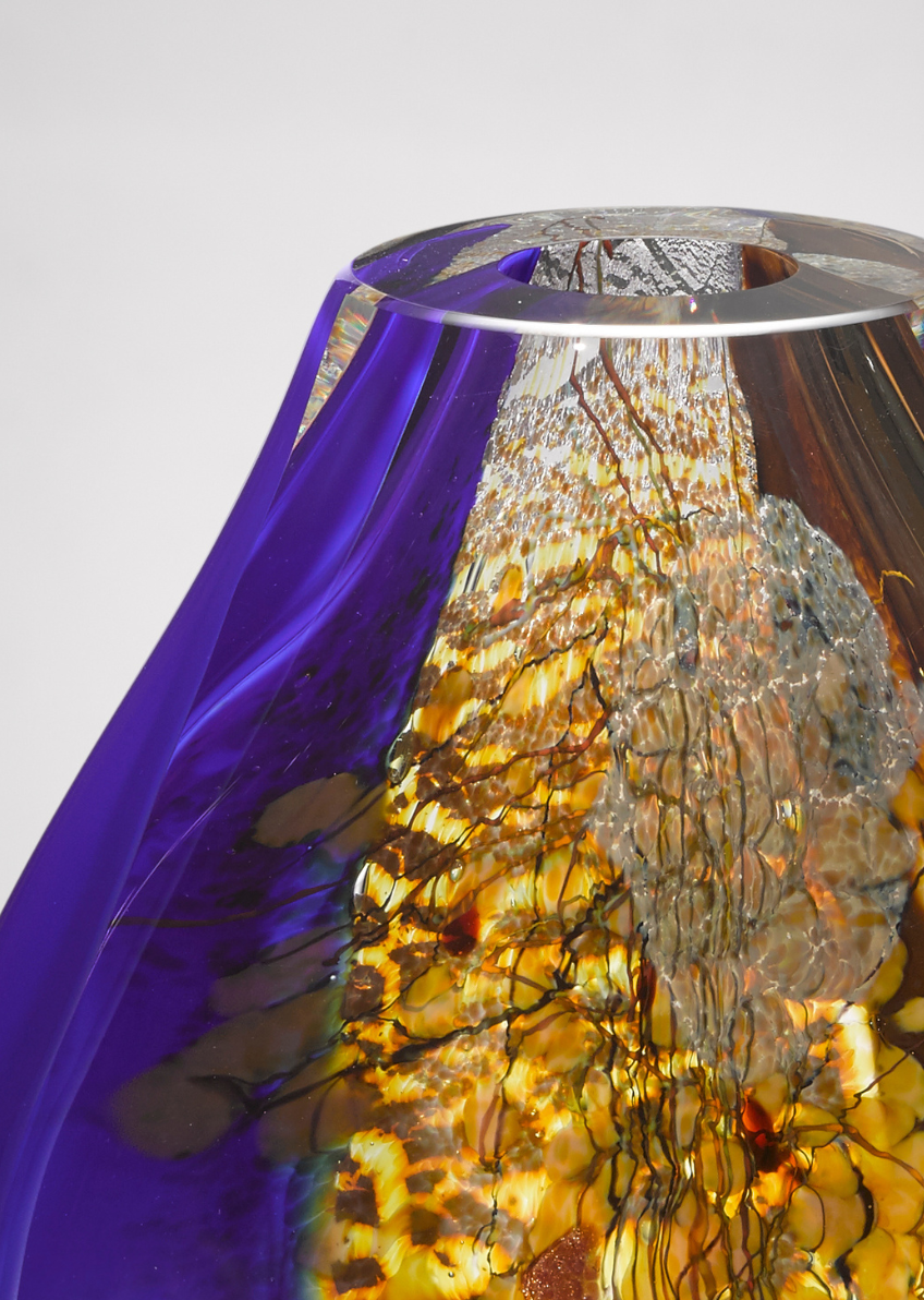 Lapis Borsetta | Blown Glass Art made by artist Randi Solin